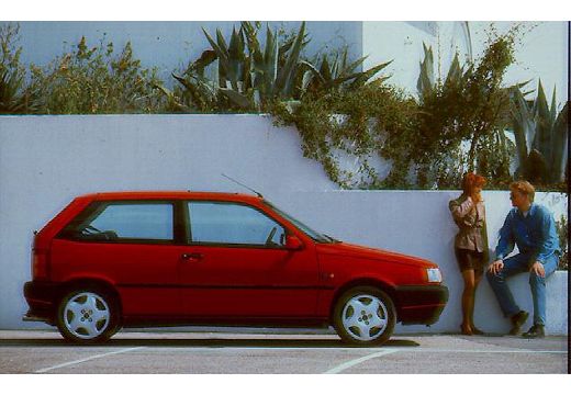 FIAT Tipo hatchback boczny prawy