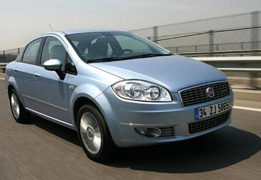 FIAT Linea I sedan niebieski jasny przedni prawy