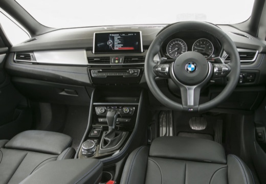 BMW Seria 2 kombi tablica rozdzielcza