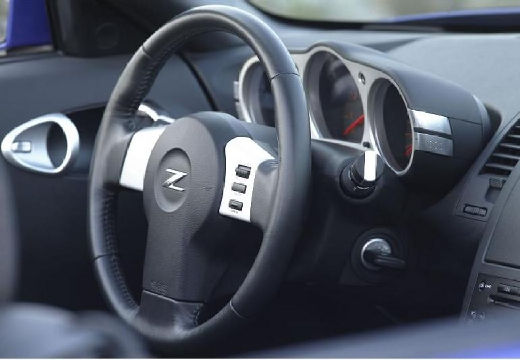 NISSAN 350 Z roadster tablica rozdzielcza