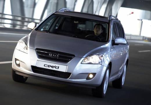 KIA Ceed Sporty Wagon I kombi silver grey przedni lewy