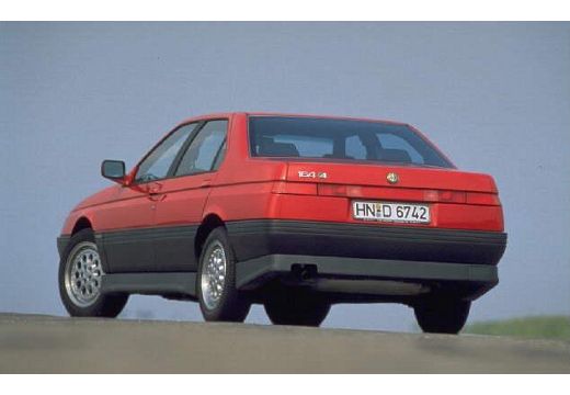 ALFA ROMEO 164 I sedan tylny lewy