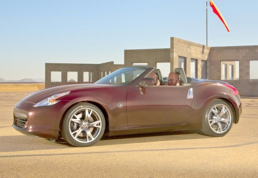 NISSAN 370 Z roadster bordeaux (czerwony ciemny) przedni lewy