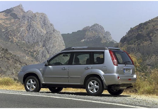 NISSAN X-Trail I kombi silver grey tylny lewy