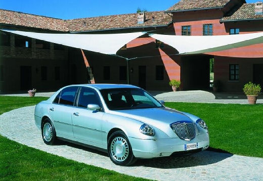 LANCIA Thesis I sedan silver grey przedni prawy