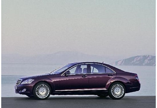 MERCEDES-BENZ Klasa S W 221 I sedan bordeaux (czerwony ciemny) przedni lewy