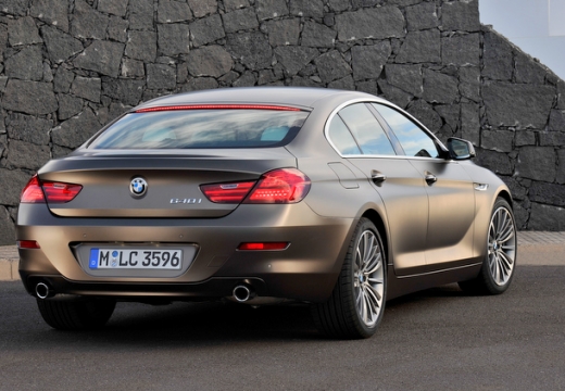 BMW Seria 6 sedan silver grey tylny prawy