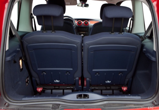 PEUGEOT 1007 I hatchback przestrzeń załadunkowa