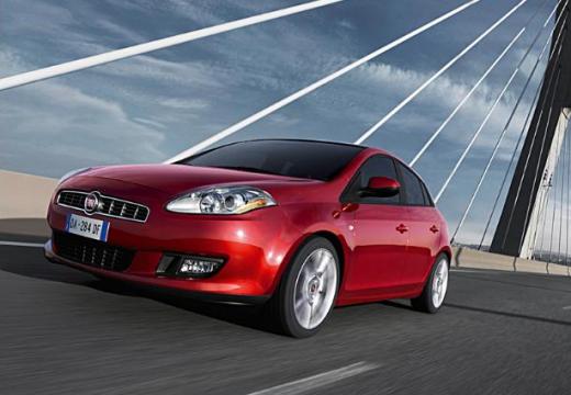 FIAT Bravo II hatchback bordeaux (czerwony ciemny) przedni lewy