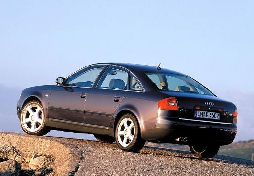 AUDI A6 /S6 4B II sedan czarny tylny lewy