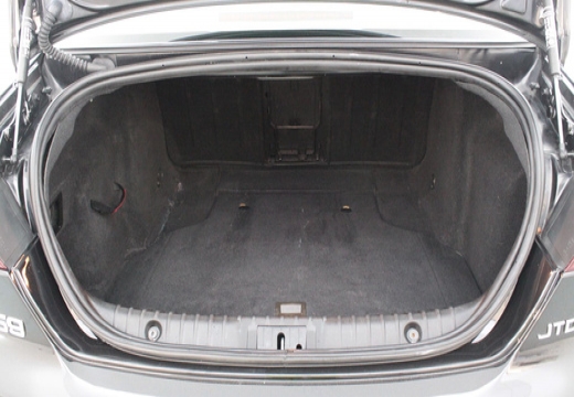 ALFA ROMEO 159 I sedan przestrzeń załadunkowa