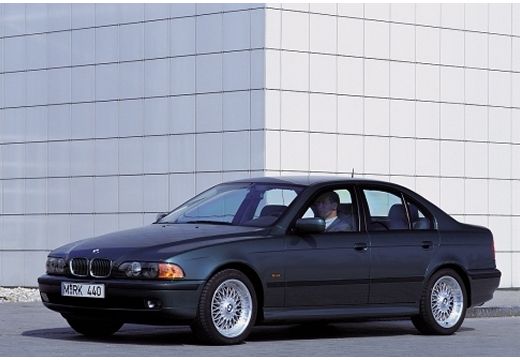 BMW Seria 5 E39 sedan szary ciemny przedni lewy