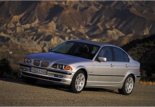 BMW 318i Sedan E46 1.9 118KM (1998)