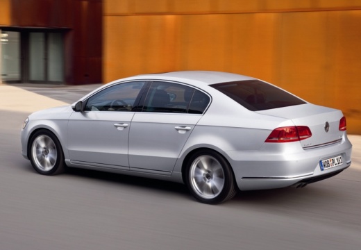 VOLKSWAGEN Passat VI sedan silver grey tylny lewy