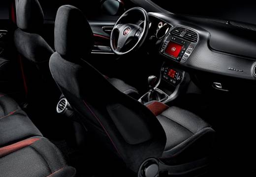 FIAT Bravo hatchback wnętrze