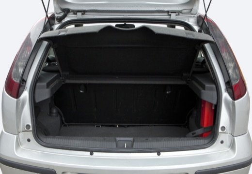 OPEL Corsa C II hatchback silver grey przestrzeń załadunkowa