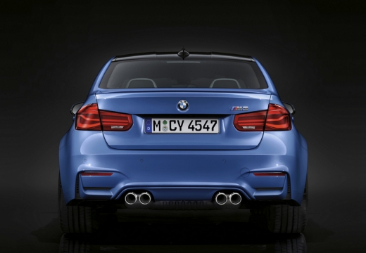 BMW Seria 3 F30/F80 sedan niebieski jasny tylny
