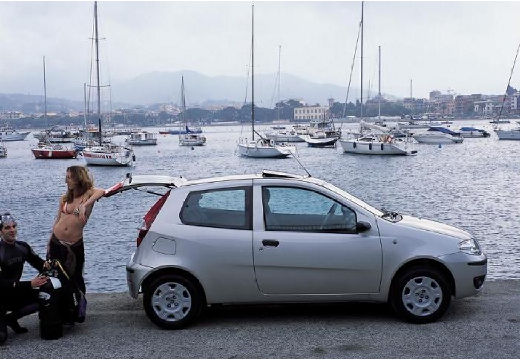 FIAT Punto hatchback silver grey boczny prawy
