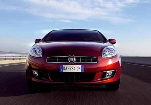 FIAT Bravo II hatchback bordeaux (czerwony ciemny) przedni